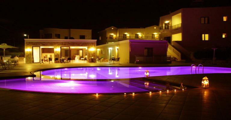 Sandy Suites Kalamaki Esterno foto