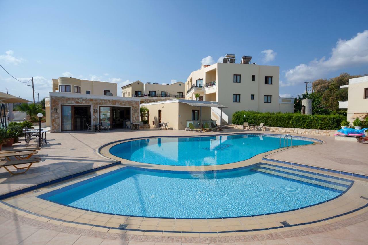 Sandy Suites Kalamaki Esterno foto